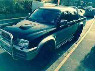 2004 L200 2.5TD 4LIFE 4WD BLACK