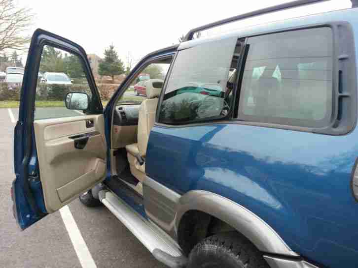 2004 NISSAN TERRANO SVE 3.0 TD BLUE, bargain ,heated leathers sunroof, aloys