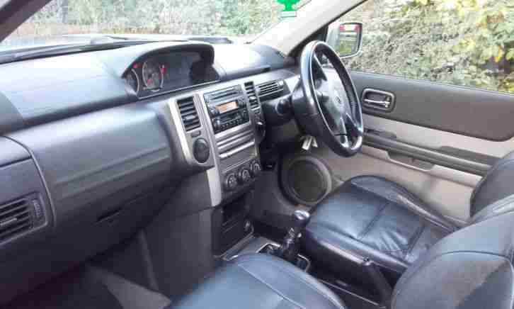 2004 NISSAN X-TRAIL SVE DCI SILVER Full Leather & FSH.