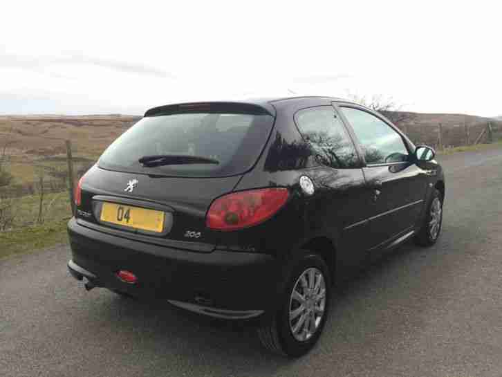 2004 PEUGEOT 206 FEVER BLACK 1.1 LOW MILES FULL MOT **MUST SEE**