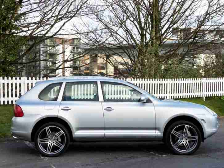 2004 PORSCHE CAYENNE S ESTATE PETROL