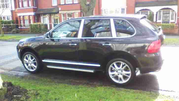 2004 PORSCHE CAYENNE TIPTRONIC S BLACK 8 SERVICE HISTORY STAMPS