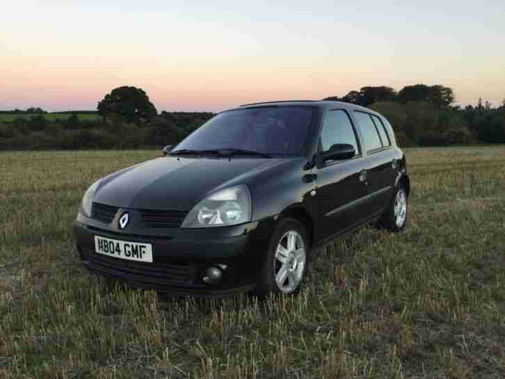 2004 RENAULT CLIO DYNAMIQUE 1.2 16V 5-DOOR BLACK