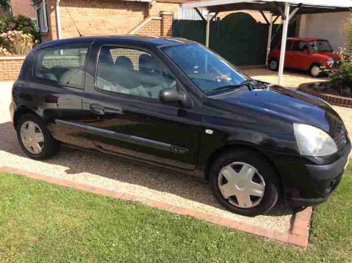 2004 RENAULT CLIO EXPRESSION 16V AUTO BLACK