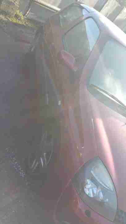 2004 RENAULT CLIO RED 172 CUP. BRAND NEW MOT