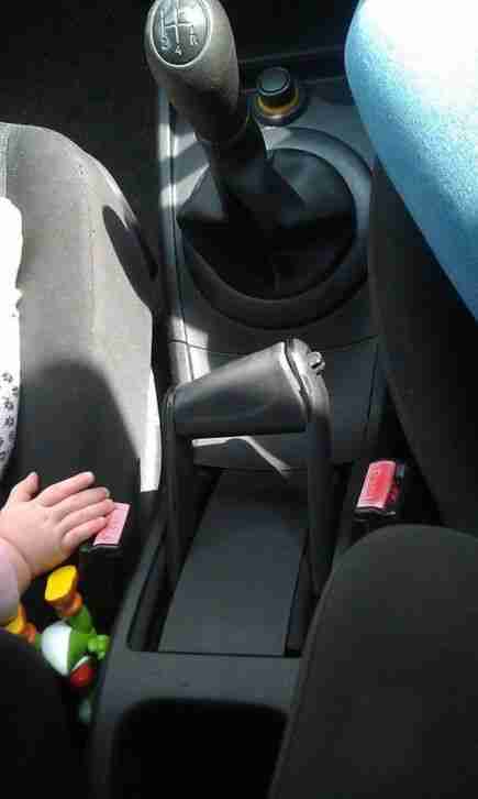 2004 RENAULT MEGANE AUTHENTIQUE 16V BLACK