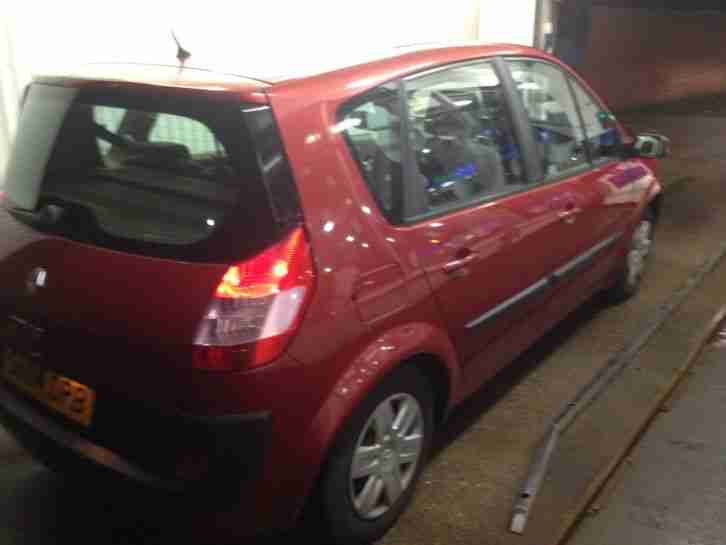 2004 RENAULT SCENIC EXPRESSION 16v , 1.4L RED 04 plate .96K miles good runner