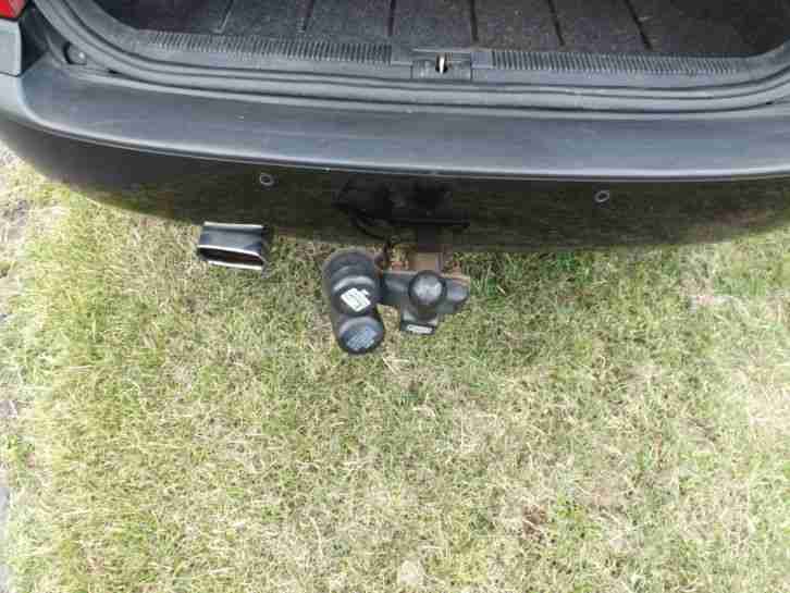2004 SKODA OCTAVIA VRS BLACK ESTATE very low miles and 2 previous owners towbar