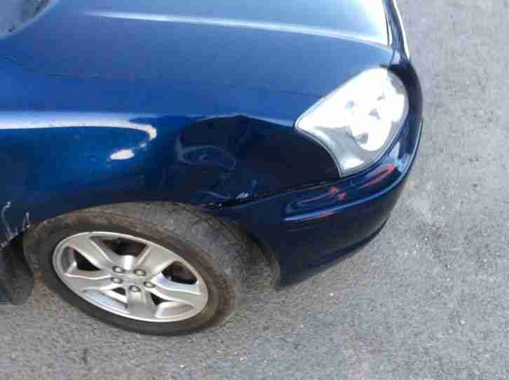 2004 TOYOTA AVENSIS T3-X D-4D BLUE ** SPARES OR REPAIRS **