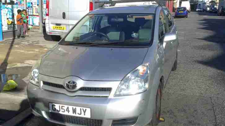 2004 COROLLA VERSO D 4D T2 SILVER