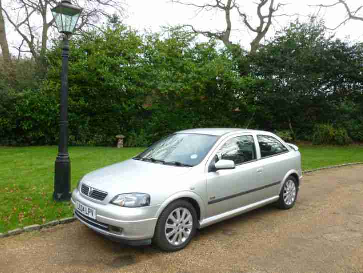 2004 VAUXHALL ASTRA SXI SILVER