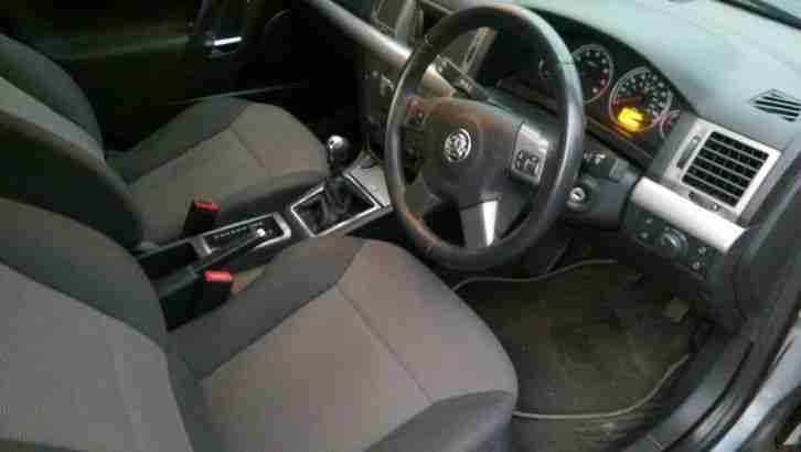 2004 VAUXHALL VECTRA ENERGY SILVER