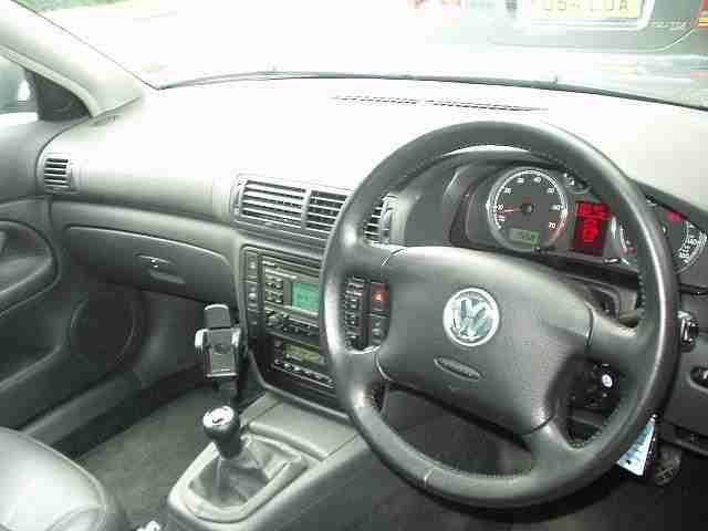 2004 VOLKSWAGEN PASSAT HIGHLINE 130 GREY