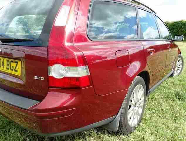 2004 VOLVO V50 SE D RED