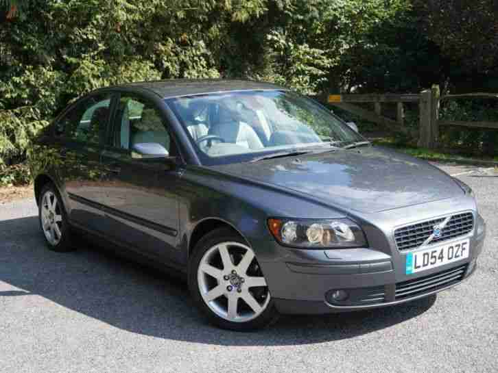 2004 S40 2.4i SE 4dr Geartronic