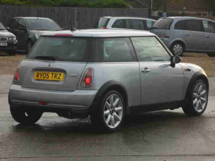 2005 (05) BMW Mini 1.6 One 3 Door Alloy Wheels 59,100 Miles