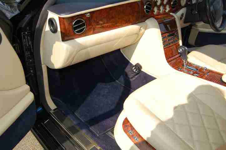 2005/05 Bentley Arnage T Mulliner Level II in Blue Sapphire