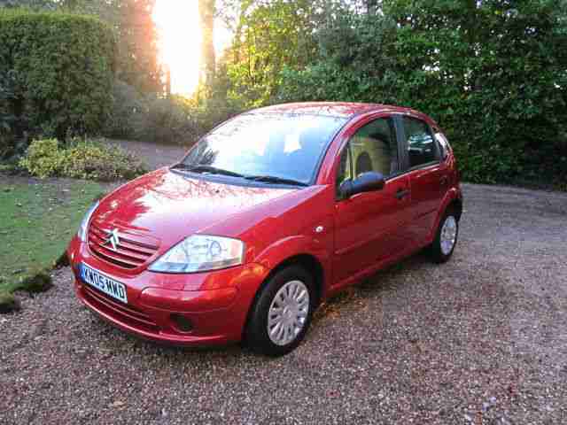 2005/05 Citroen C3 1.4i Desire Petrol 5 Door RED