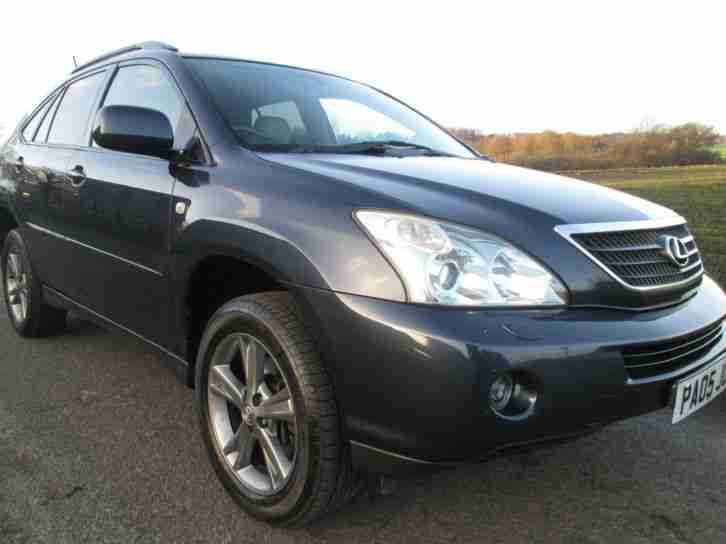 2005 05 Reg Lexus RX400 h Hybrid Rear Entertainment