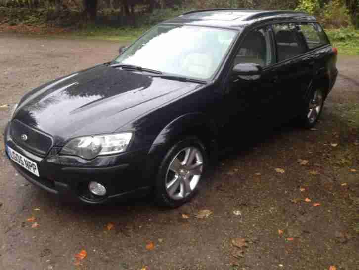 2005/05 SUBARU OUTBACK ESTATE RN AUTOMATIC in BLACK with AWD (4x4) and Sat Nav