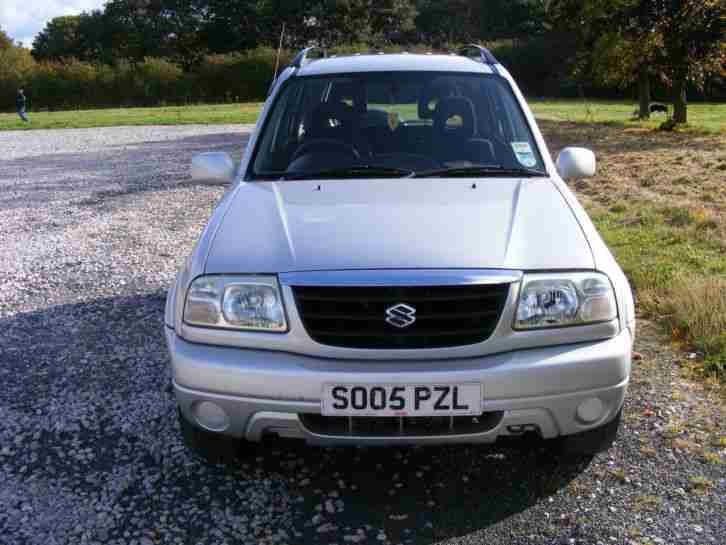 2005/05 Suzuki Grand Vitara 2.0 16v Manual 5 Door. Silver