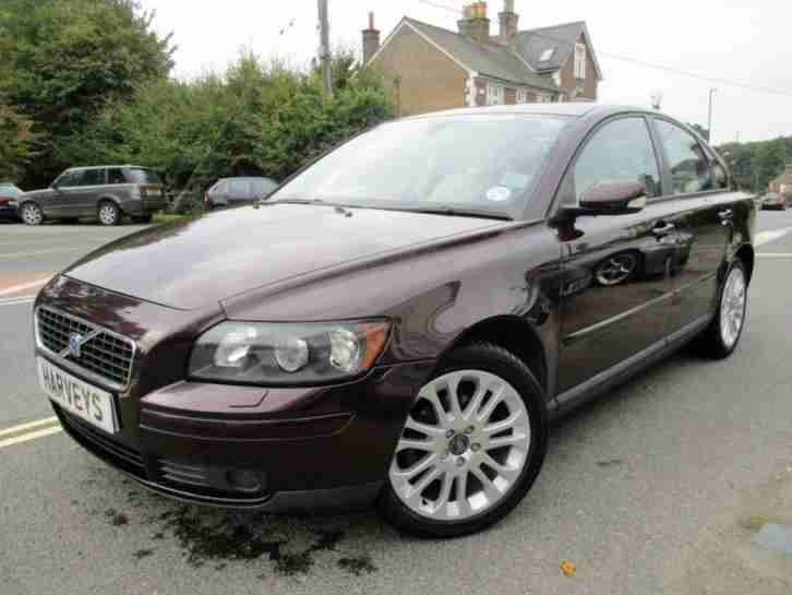 2005 05 VOLVO S40 1.6 SE 4D 100 BHP