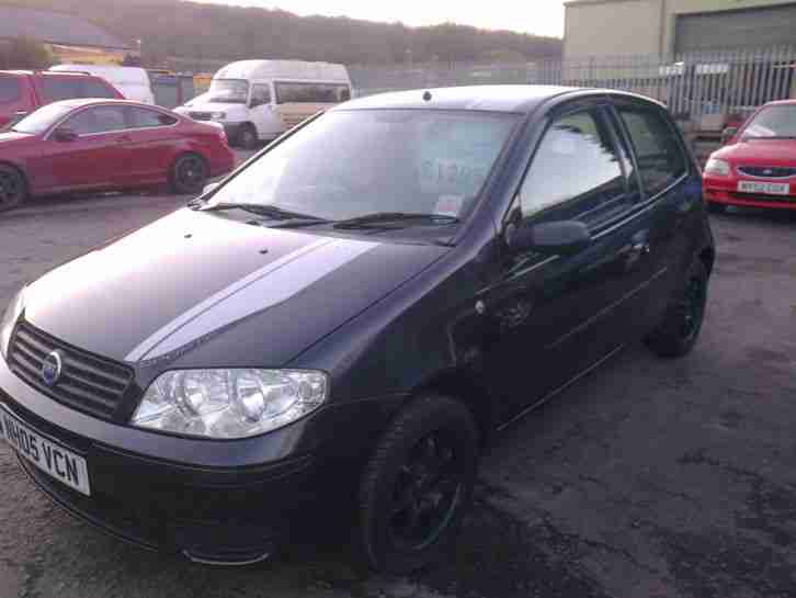 2005 05 reg Fiat Punto 1.2 8v Active 3 door hatch back only 52,000 miles