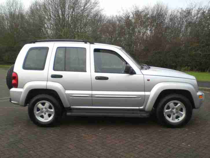 2005 54 REG JEEP CHEROKEE 2.8 CRD AUTOMATIC LIMITED SILVER /BLACK LEATHER
