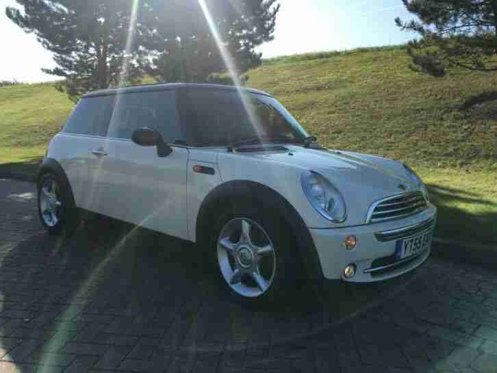 2005 55 COOPER 1.6 CHILLI PACK WHITE 1