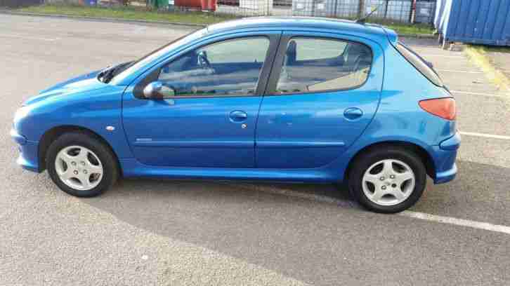 2005/55 PEUGEOT 206 1.4 VERVE 5 DOOR BLUE SMALL CAR POWER STEERING NEW MOT