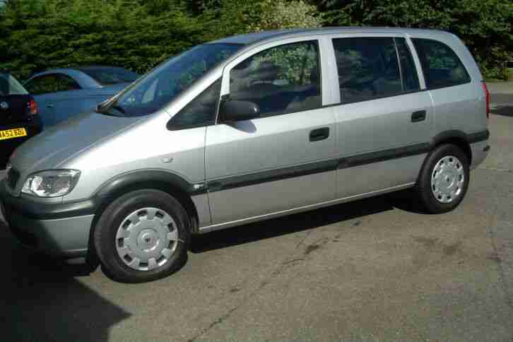 2005/55 VAUXHALL ZAFIRA 1.6 LIFE 7 SEATS. SILVER