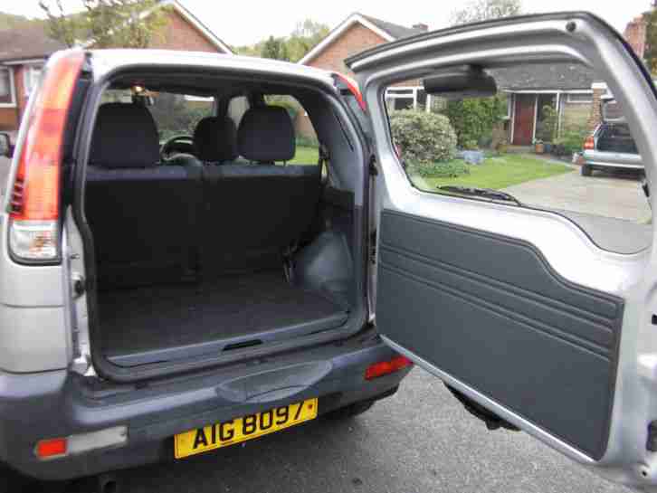 2005 DAIHATSU TERIOS TRACKER 4x4