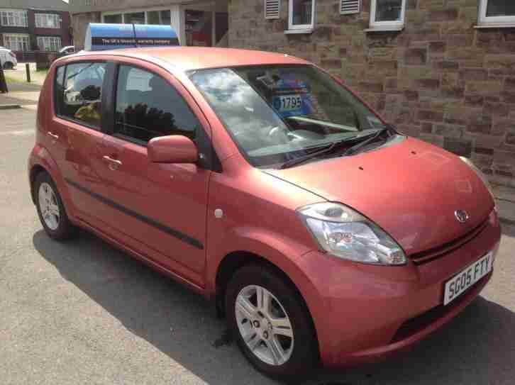 2005 Daihatsu Sirion SE