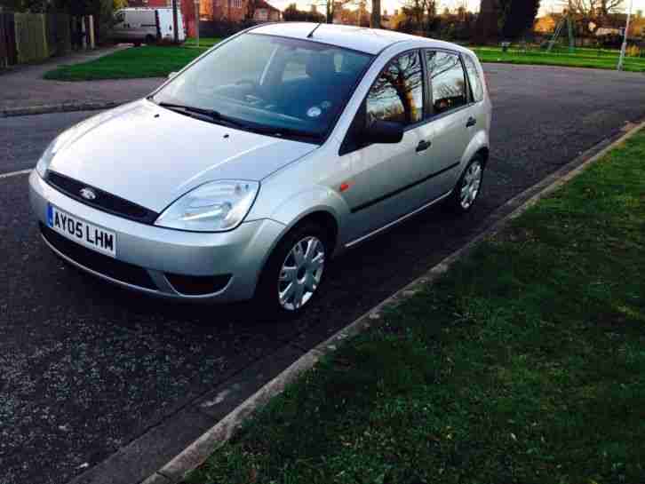 Ford 05 Fiesta Style Silver 5 Door Hatchback 1 3 Cc Low Mileage Must