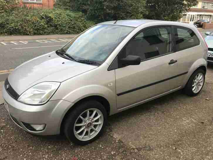 2005 FORD FIESTA ZETEC SILVER