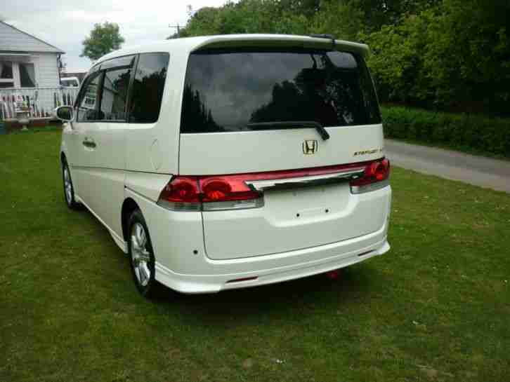 2005 Honda Stepwagon New Generation 2.4i-VTEC Limited Edition With Glass Roof !!