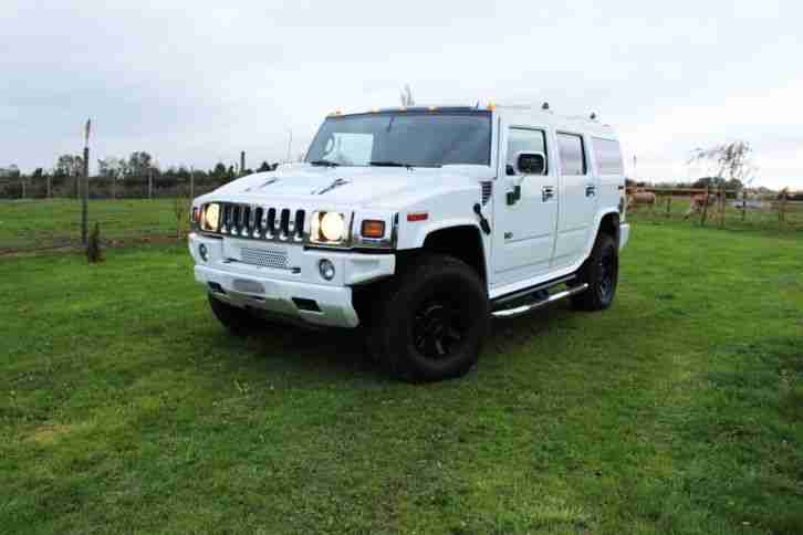 2005 Hummer H2 White 6.0 Luxury Unique 32,000 miles. Customised Show Car