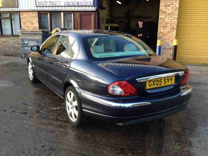 2005 JAGUAR BLUE