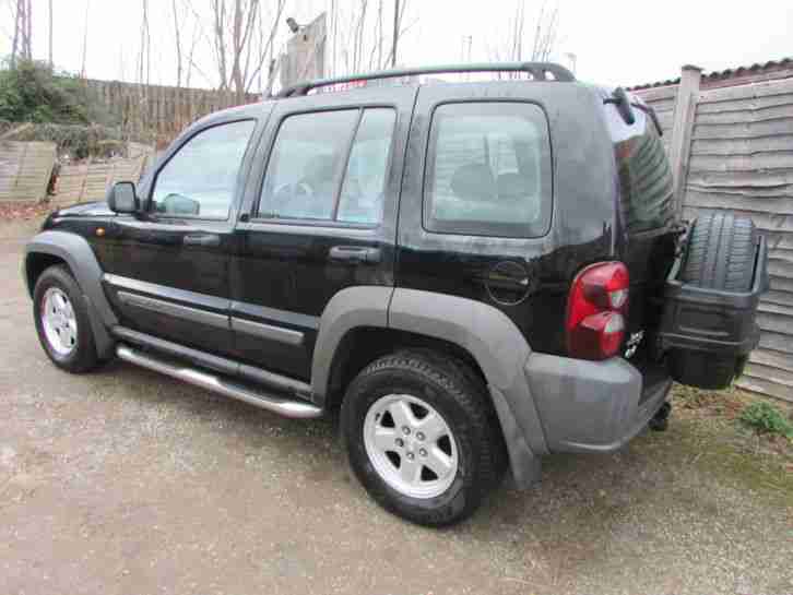 2005 JEEP CHEROKEE CRD SPORT BLACK
