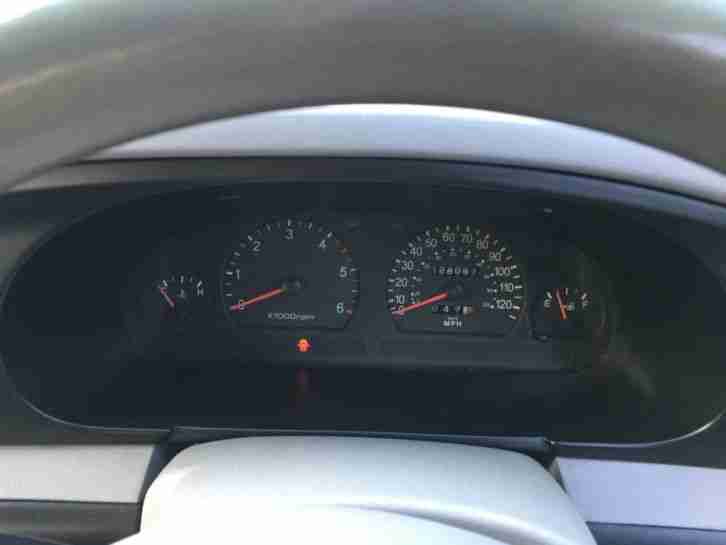2005 KIA SEDONA DIESEL 7 SEATER DRIVES SPARES OR REPAIR TOWBAR