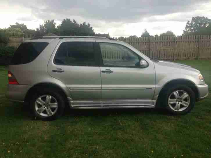 2005 LHD MERCEDES-BENZ ML350 AUTO LIMITED 7 SEATS SAT NAV LEFT HAND DRIVE UK REG