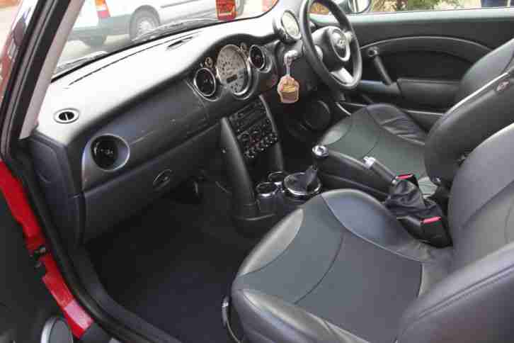 2005 MINI COOPER RED