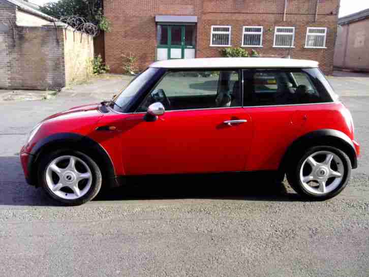 2005 MINI MINI COOPER RED 12 MONTHS MOT 2 KEYS