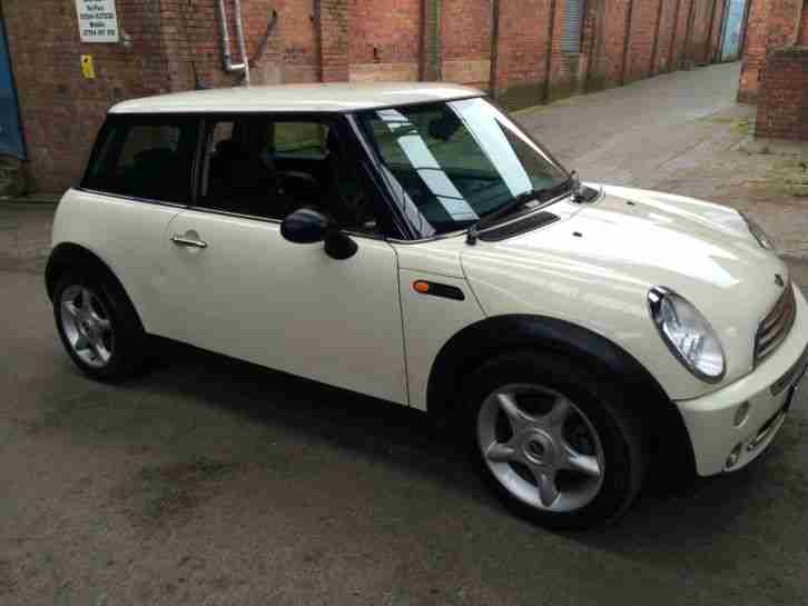 2005 MINI MINI ONE WHITE