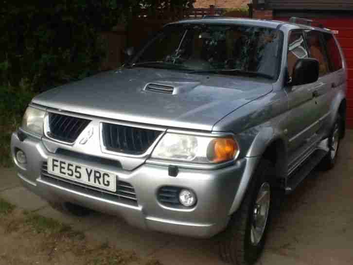 2005 MITSUBISHI SHOGUN SPORT EQUIPPE TD SILVER