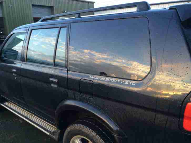 2005 MITSUBISHI SHOGUN SPORT WARRIOR TD BLACK