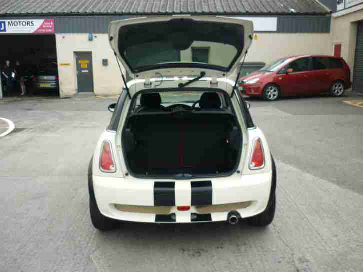2005 Mini 1.6 One Finance available