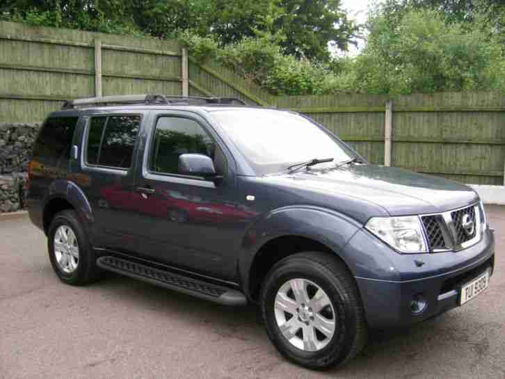 2005 Nissan Pathfinder 2.5dCi 174 T-Spec DIESEL, 7 SEATER, AUTOMATIC.LEATHER.