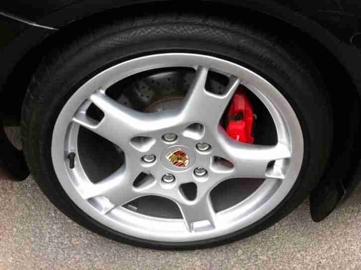 2005 Porsche 911 997 3.8 Carrera 2s.......£19500.