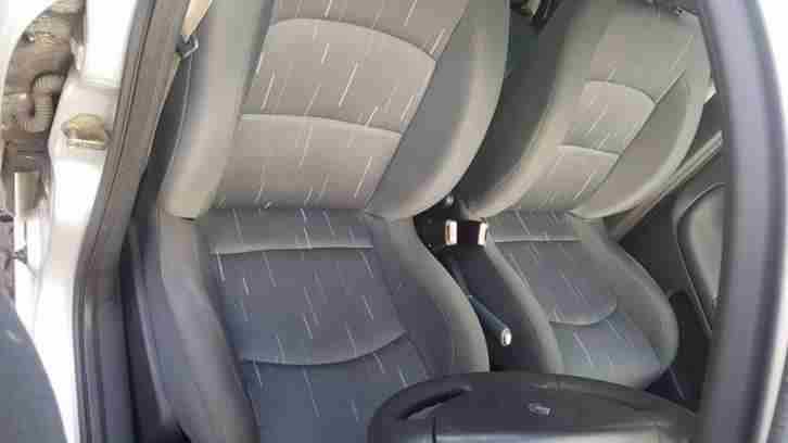2005 RENAULT CLIO DYNAMIQUE 16V SILVER